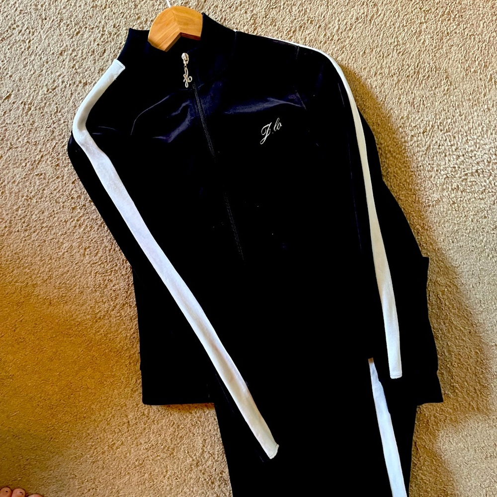 New without tags, never worn JLo valor track suit,Smoke free, pet free household
